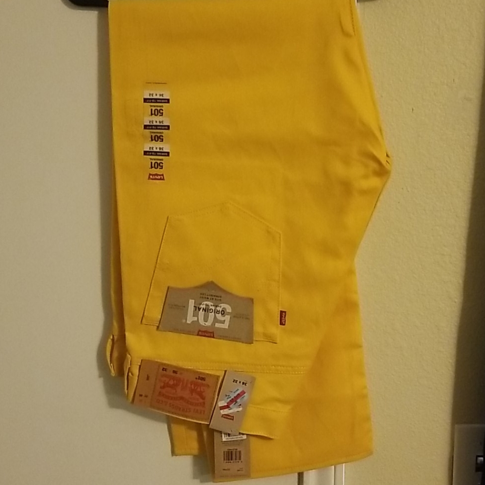 Levi jeans